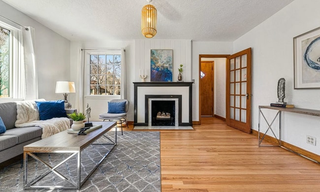 Photo - 1380 Hudson St