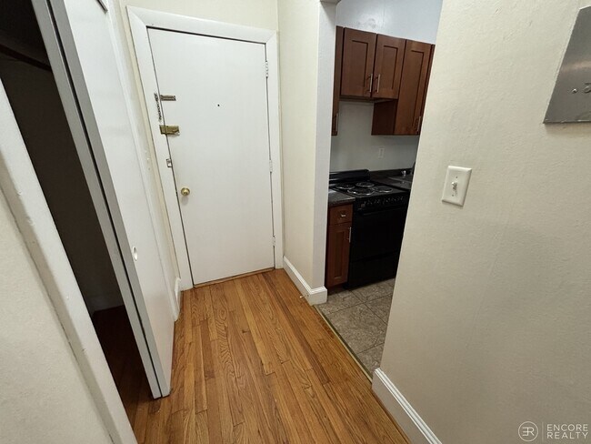 Photo - 33 Lancaster Terrace Unit 209