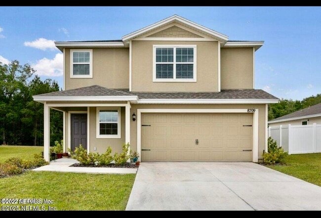 Photo - 8709 Lake George Cir E