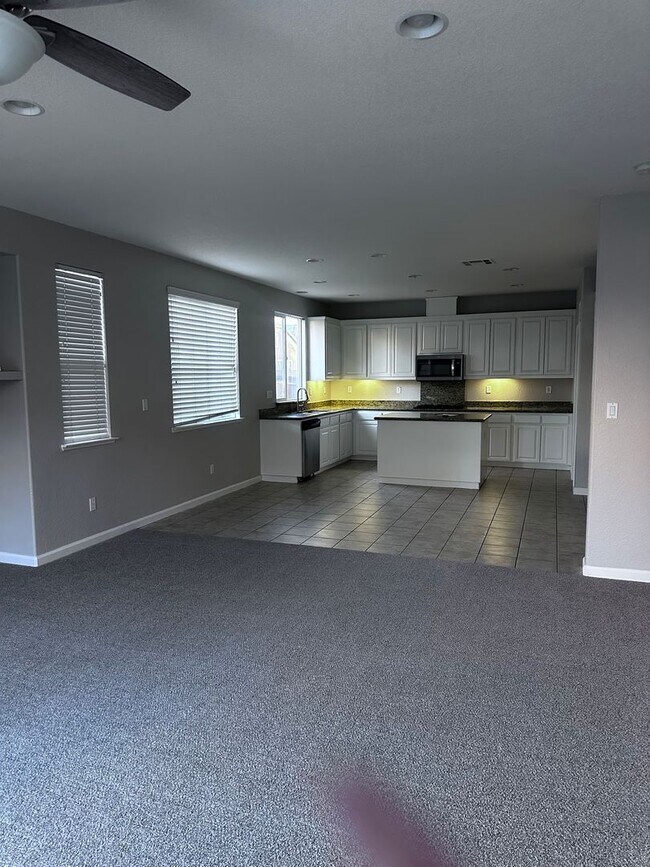 Photo - GORGEOUS HOME FOR RENT! NEW CARPET AND PAINT THROUGHOUT! 1 FULL BED AND BATH DOWNSTAIRS!