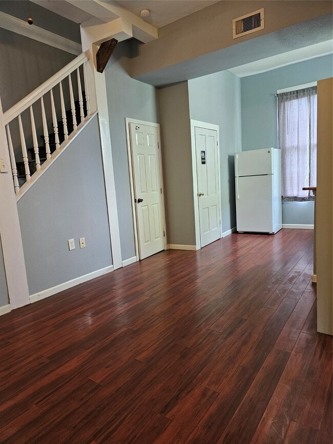 Photo - 1614 Market St