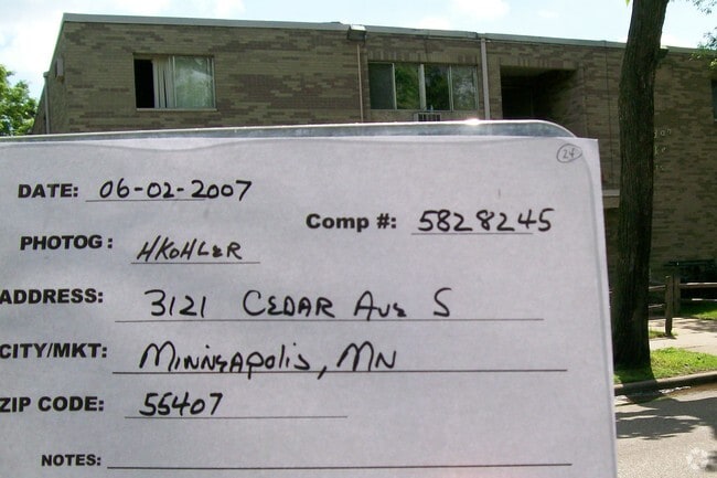 Photo - Cedar Lake Apartments