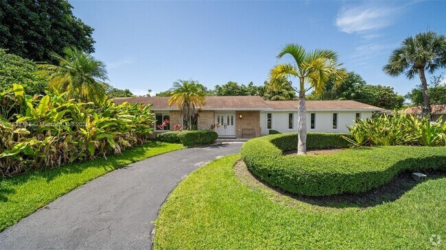 Building Photo - 7100 SW 119th St Rental