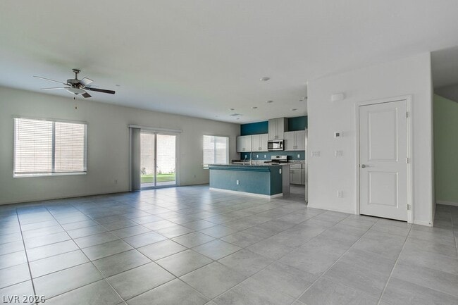 Photo - 10944 Meridian Flds Ave