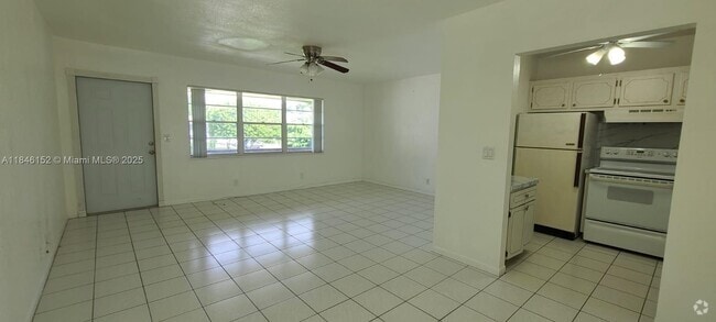 Building Photo - 63 Waltham C Unit 63 Rental