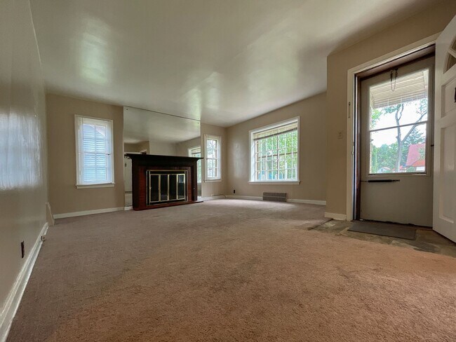 Photo - 4924 N 73rd St Unit 4924