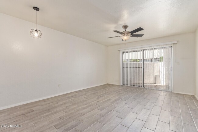 Photo - 7494 E Earll Dr Unit 101