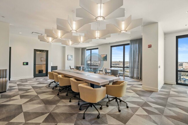 Photo - 4600 N Broadway Unit 523