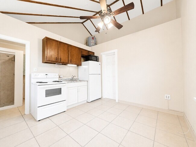 Photo - Convenient Downtown Living in a Bright and Comfortable 1-Bedroom Studi