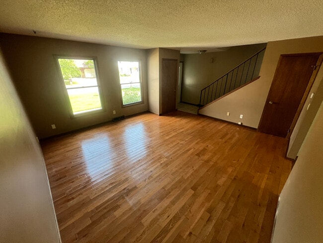 Photo - 3322 Glendale Ave