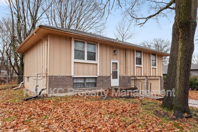 Photo - 1100 SW Kingscross Rd