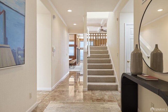 Photo - 855 Bates Ave