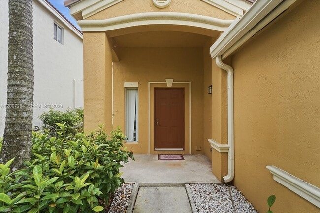 Photo - 1004 Golden Cane Dr