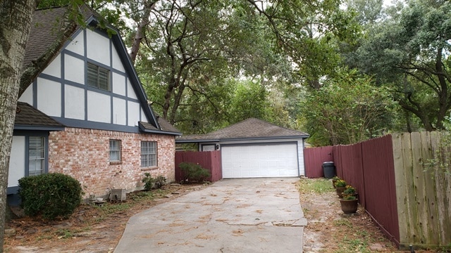 Photo - 13423 Lakecrest Dr