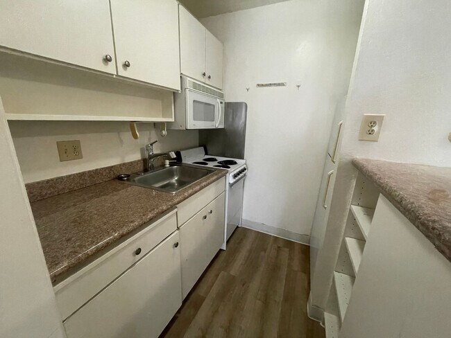 Photo - $500 Move-In Special!!! 1 Bed 1 Bath for R...