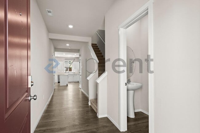 Photo - Unit