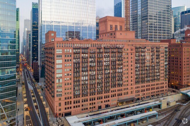 Photo - Randolph Place - Condominiums