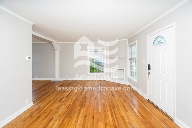 Photo - 2408 Webster St