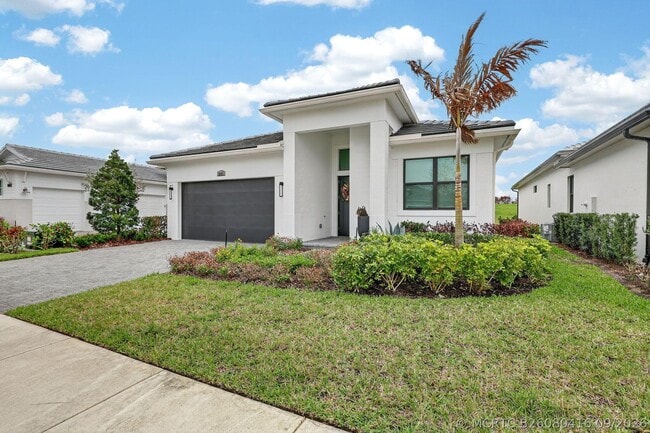 10195 SW Latium Wy