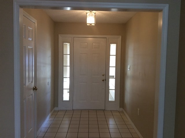 Photo - 1004 Lantana Dr