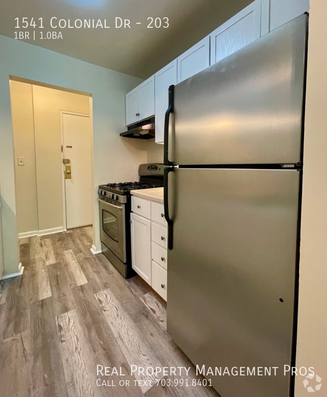 Building Photo - 1541 Colonial Dr Unit 203 Rental