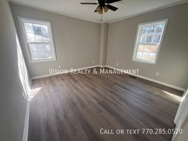 Photo - 107 Merrill St