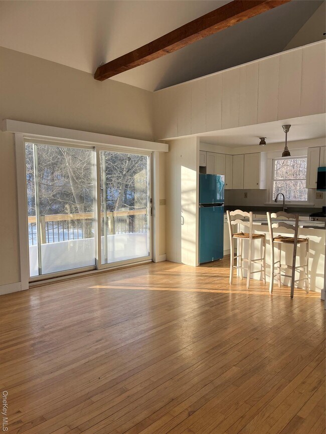 Photo - 703 Croton Lake Rd