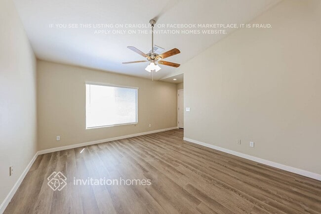 Photo - 12002 W Aster Dr