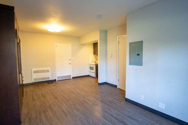 3717 S Corbett Ave Unidad 16