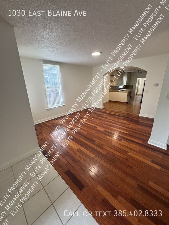 Photo - 1030 Blaine Ave