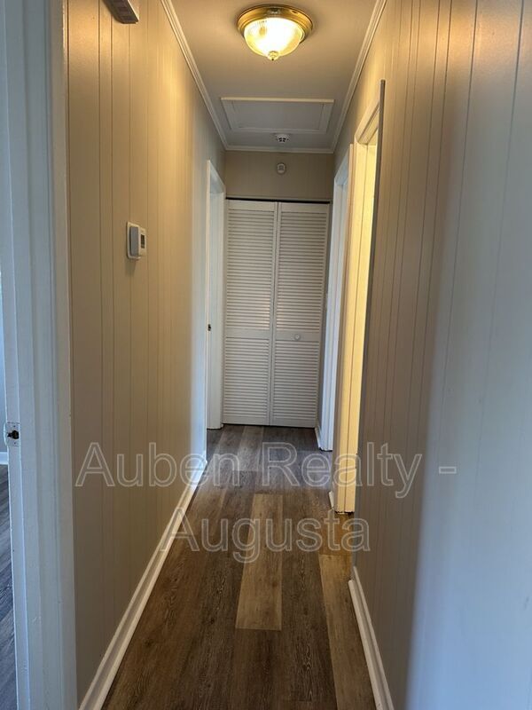 Photo - 3020 Jeanne Rd