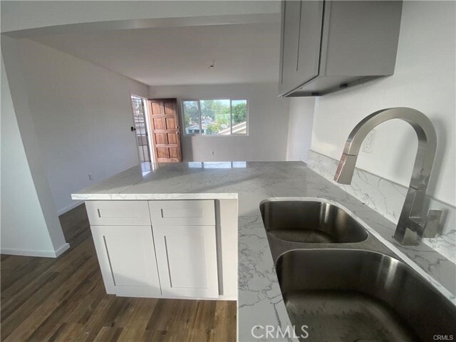 Building Photo - 4712 Fisher St Rental
