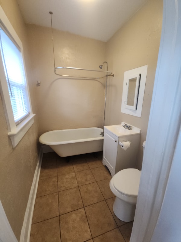 Photo - 635 Tanglewood St Unit 1