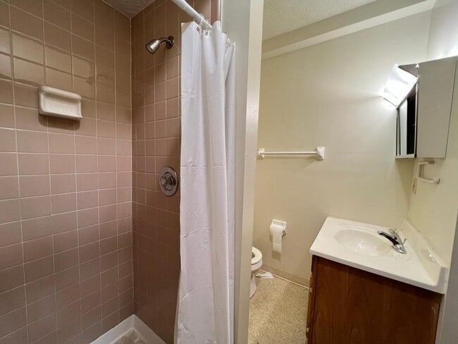 Photo - 126 W 9th Ave