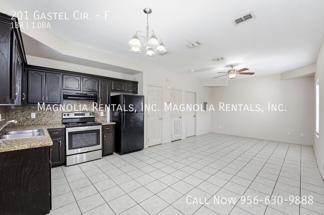 201 Gastel Cir Unidad F