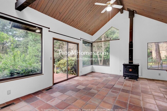 Photo - Rare Three Bedroom Gem in SW Portland!