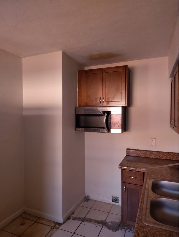 Photo - 2558 Congress St Unit 2