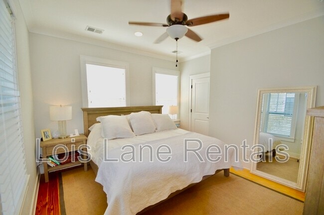Photo - 62 Poplar St