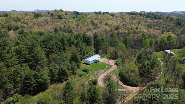 Photo - 355 Round Knob Church Rd