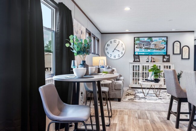 Photo - Bluewood Ranch