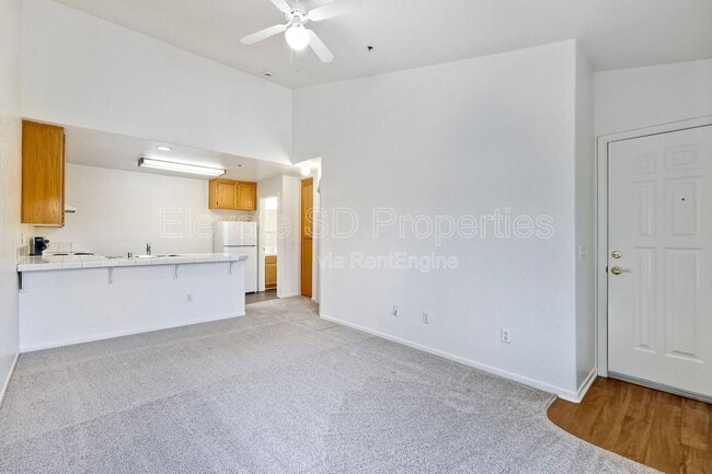 Building Photo - 9430 Winter Gdns Blvd Unit 24