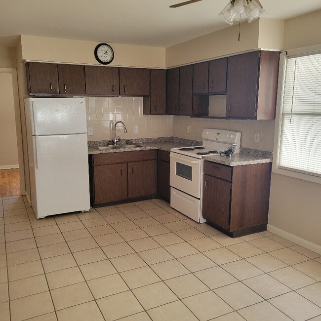 Photo - 17 Quarry Dr Unit A