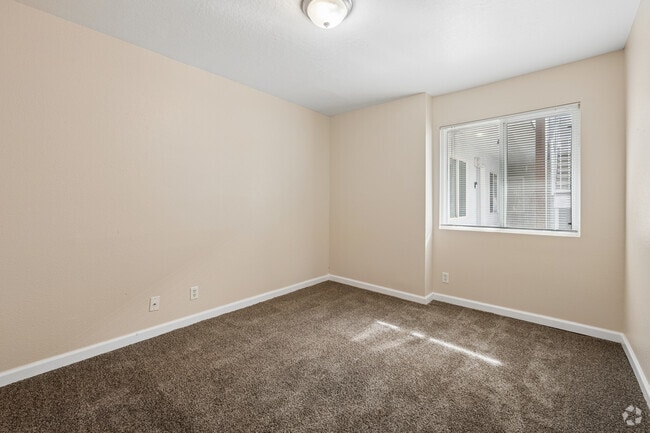 3BR, 2BA - 1,020SF - Third Bedroom