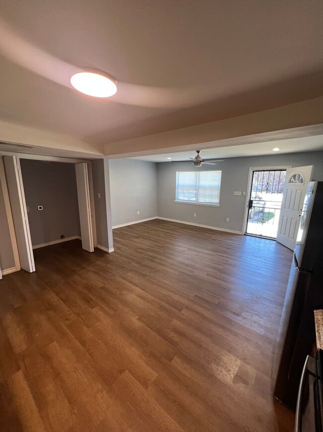 Photo - 4 Bedroom 2.5 Bath Townhouse