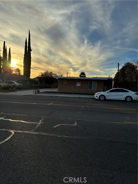 Photo - 627 Xenia Ave