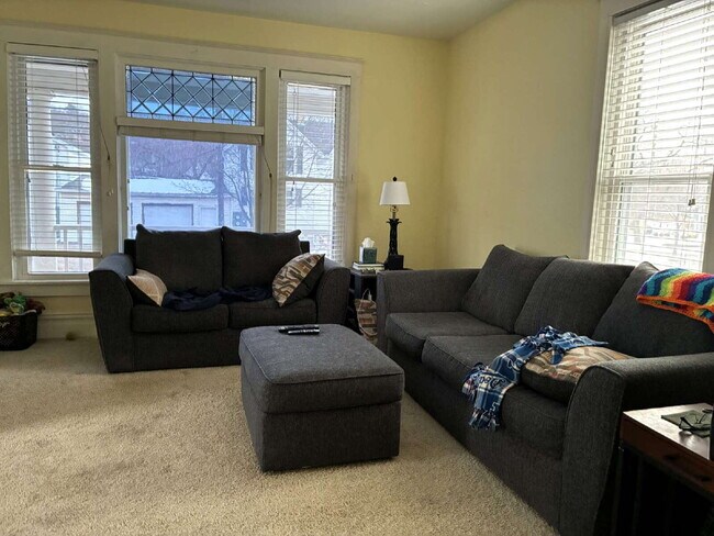 4 Bed 1.5 Bath Off State Street Available June 1st!