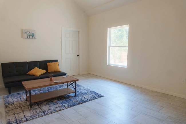 Photo - 172 Pixley Ave