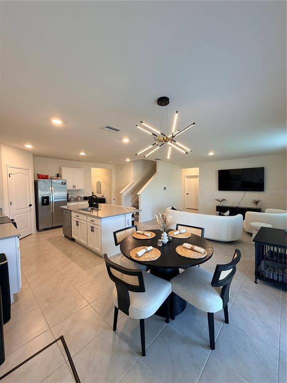 Photo - 929 Ambleside Dr