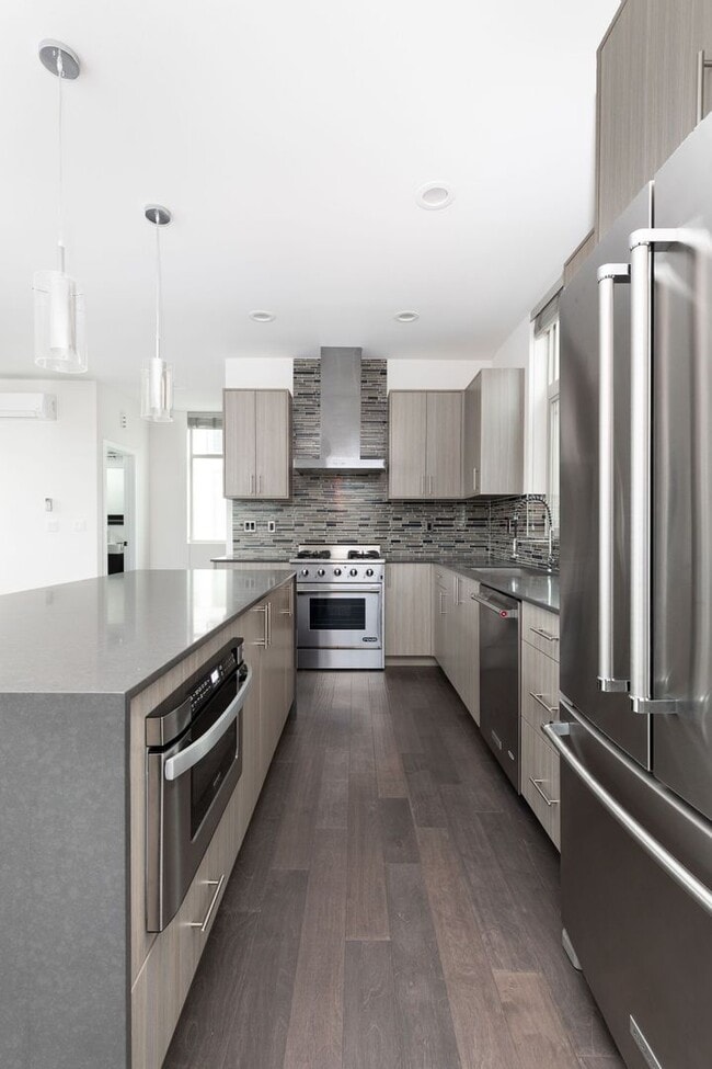 Photo - Bright 3 BR 2.5 BA Ballard Townhome