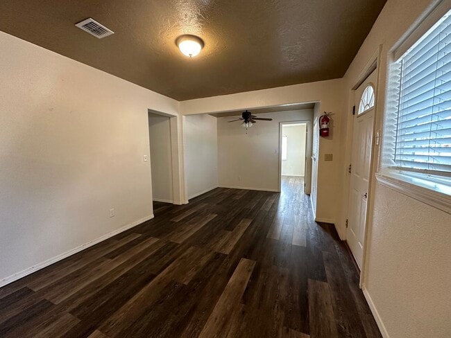 Photo - 1707 Kane St